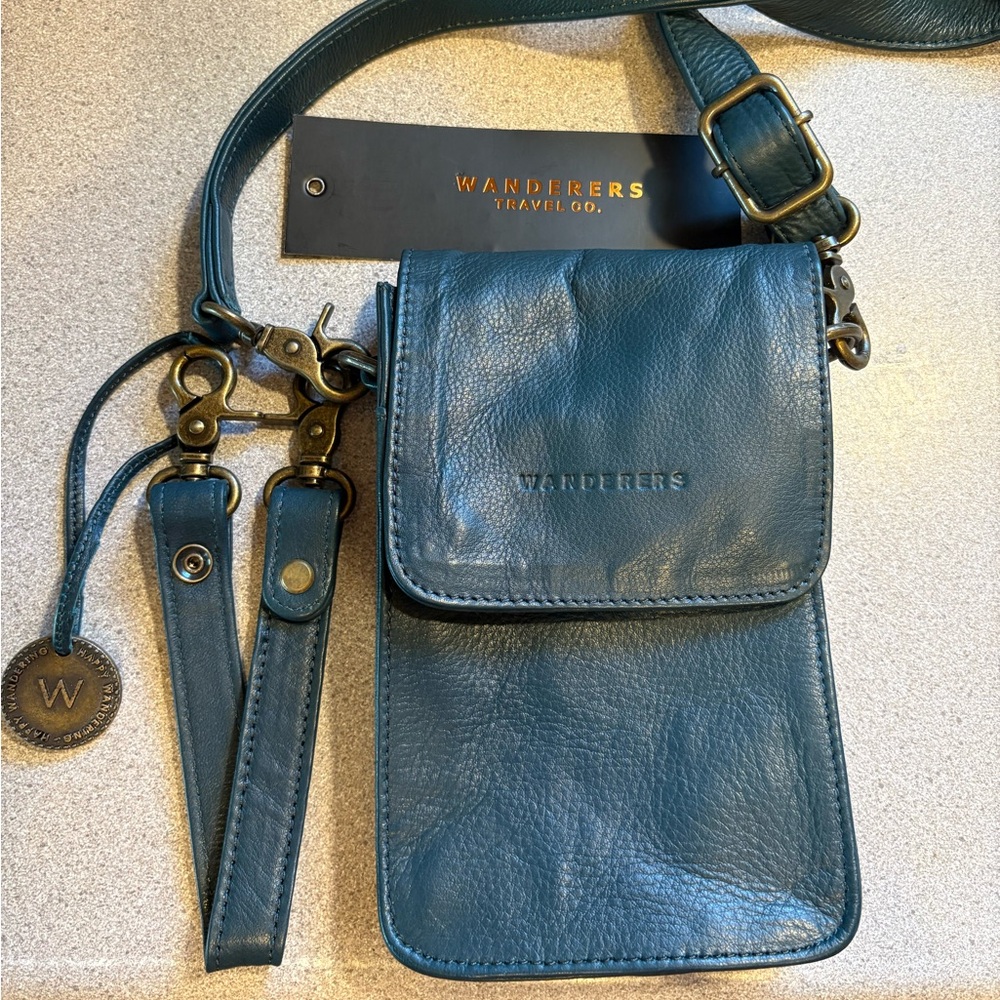 Wanderers Teal Leather Crossbody Bag, “Hamburg”